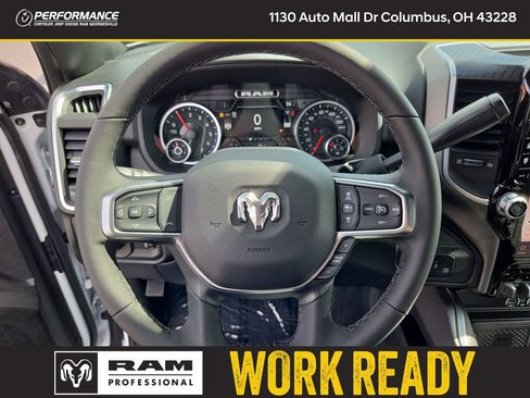 New 2026 RAM 2500 Big Horn AWD/4WD image 20