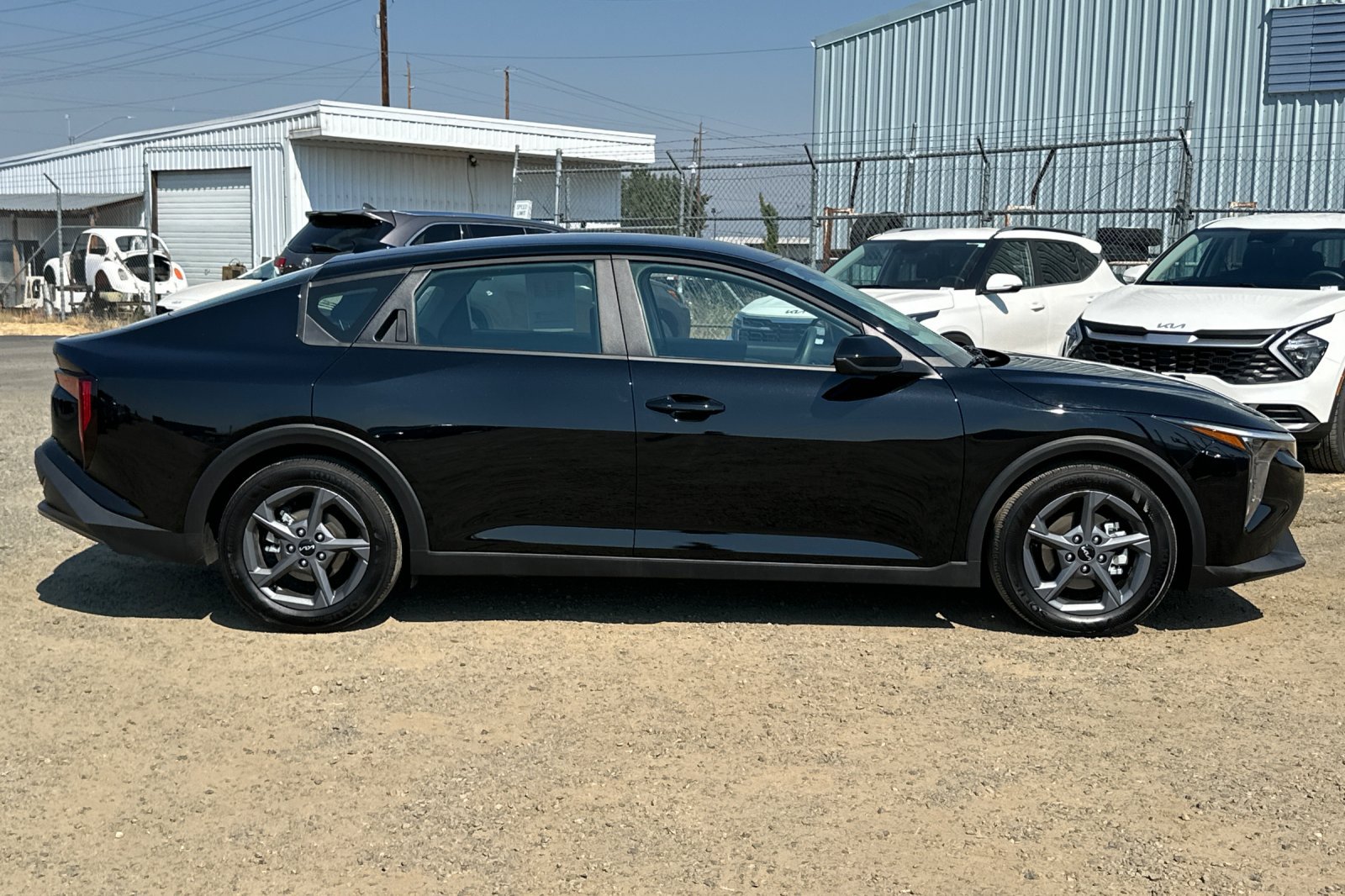 Used 2025 Kia K4 FWD image 3