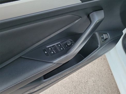 Certified 2022 Volkswagen Jetta Sport image 16