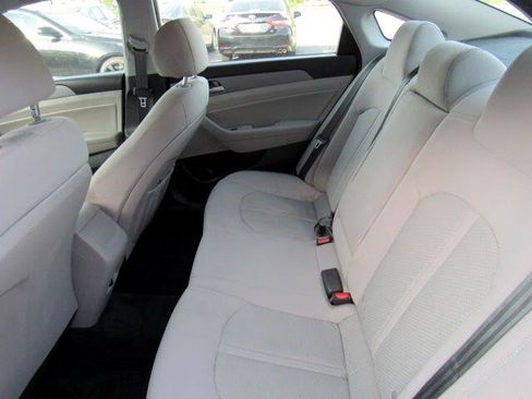 Used 2018 Hyundai Sonata SEL image 11