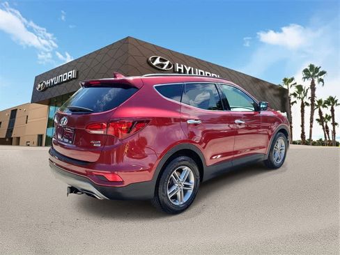 Used 2017 Hyundai Santa Fe Sport image 3