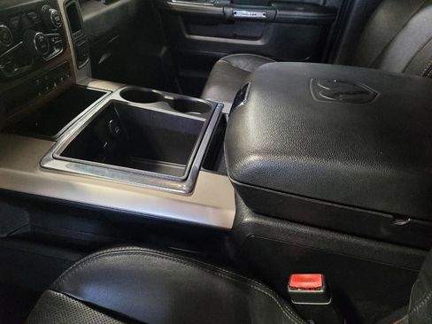 Used 2014 RAM 1500 Laramie RWD image 26