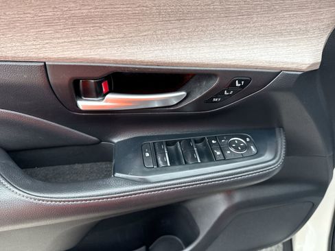 Used 2024 Toyota Grand Highlander Platinum image 15