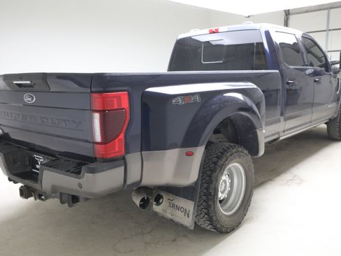 Used 2022 Ford F350 King Ranch w/ King Ranch Ultimate Package AWD/4WD image 4