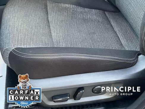 Used 2023 Nissan Rogue SV image 17