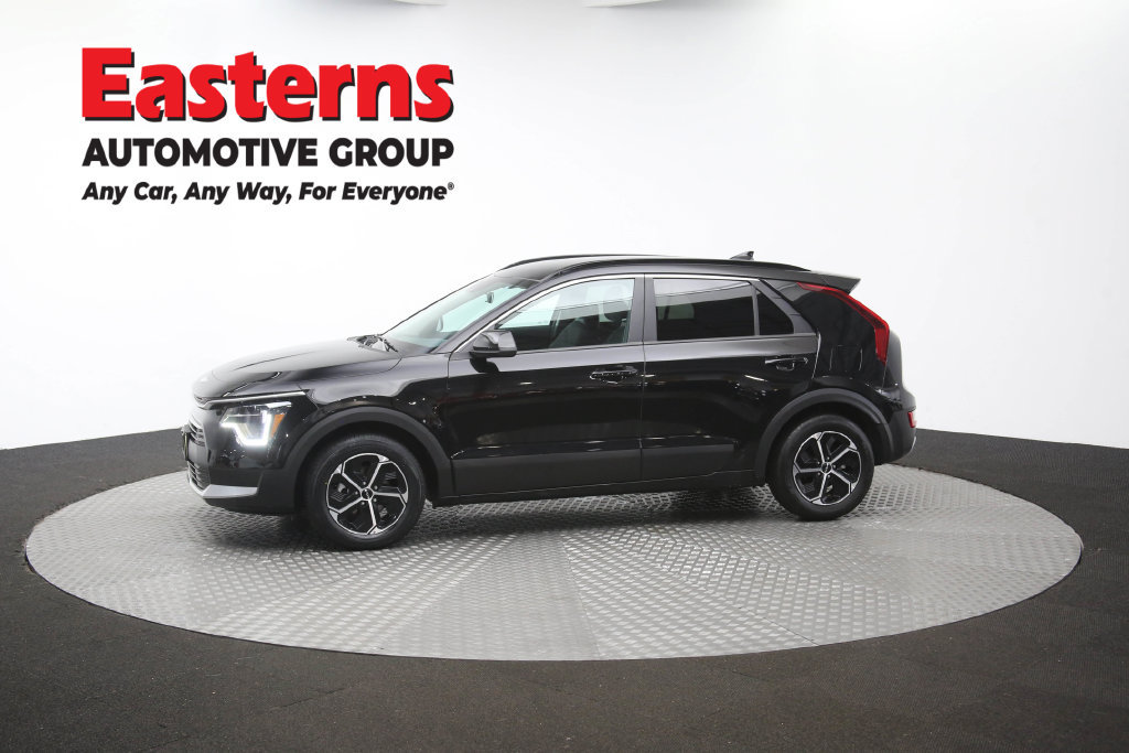 Used 2024 Kia Niro LX FWD image 58