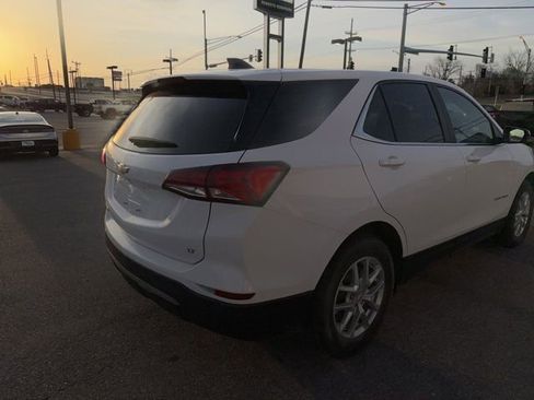 Used 2023 Chevrolet Equinox LT image 12