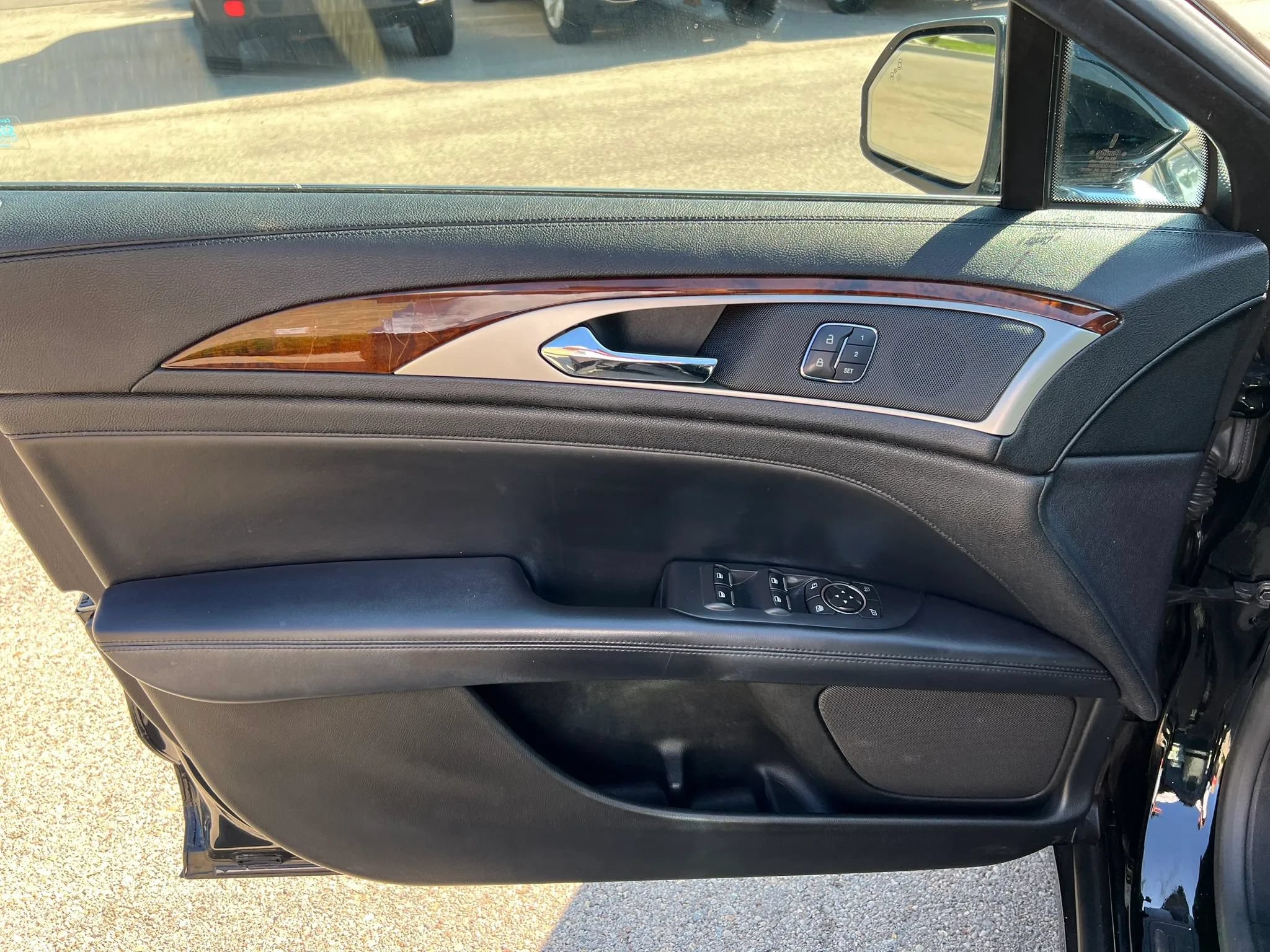 Used 2017 Lincoln MKZ Select w/ Select Plus Package FWD image 22