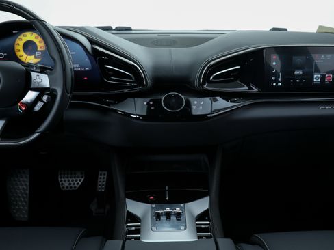 Certified 2024 Ferrari Purosangue image 37