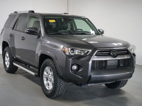 Certified 2023 Toyota 4Runner SR5 Premium w/ Moonroof Package image 3