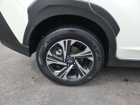 Used 2024 Subaru Crosstrek 2.0i Premium image 25