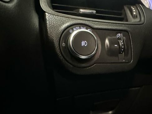 Used 2020 Buick Envision Essence w/ Experience Buick Package image 25