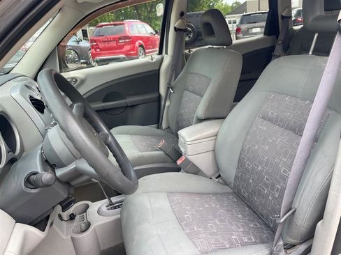 Used 2006 Chrysler PT Cruiser Touring FWD image 10