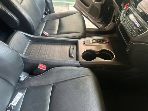 Used 2021 Honda Pilot EX-L image 37