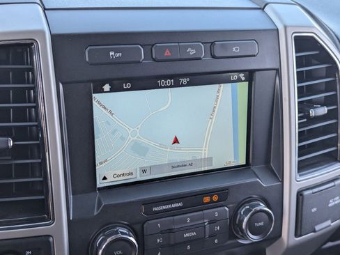 Used 2019 Ford F250 Lariat w/ Chrome Package image 27