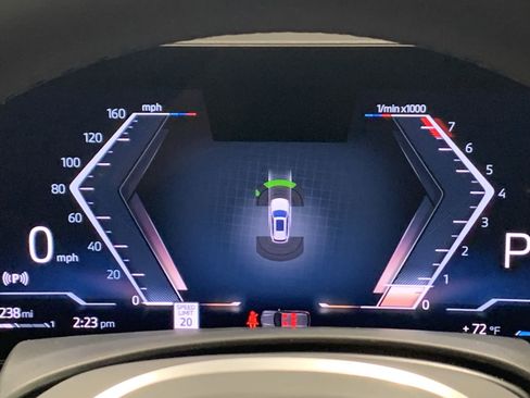 Used 2026 BMW X5 sDrive40i w/ M Sport Package image 17