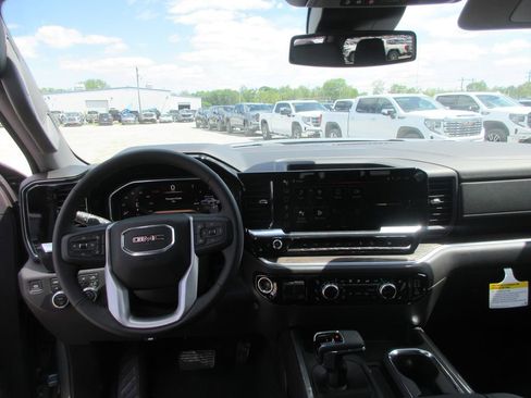New 2026 GMC Sierra 1500 SLT w/ SLT Premium Plus Package AWD/4WD image 16