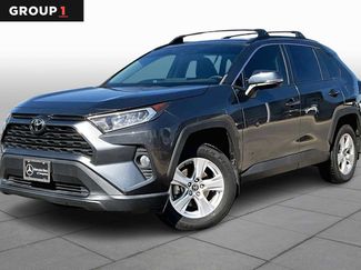 Used 2021 Toyota RAV4 XLE video 1