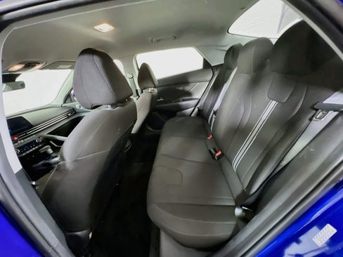 Used 2023 Hyundai Elantra SEL w/ Convenience Package FWD image 24