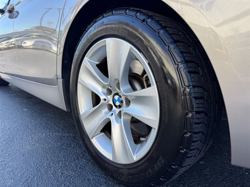 Used 2013 BMW 528i Sedan RWD image 10