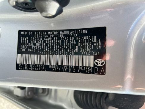 Used 2014 Toyota Corolla LE FWD image 31