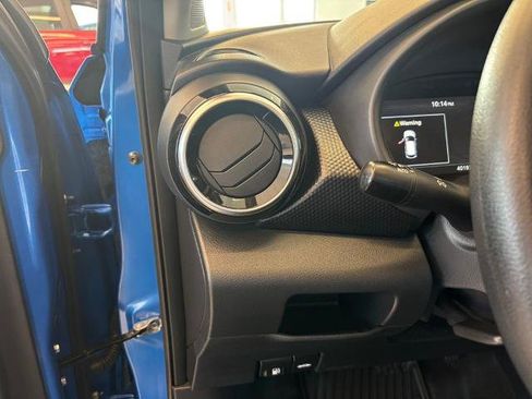 Certified 2023 Nissan Kicks SV image 17