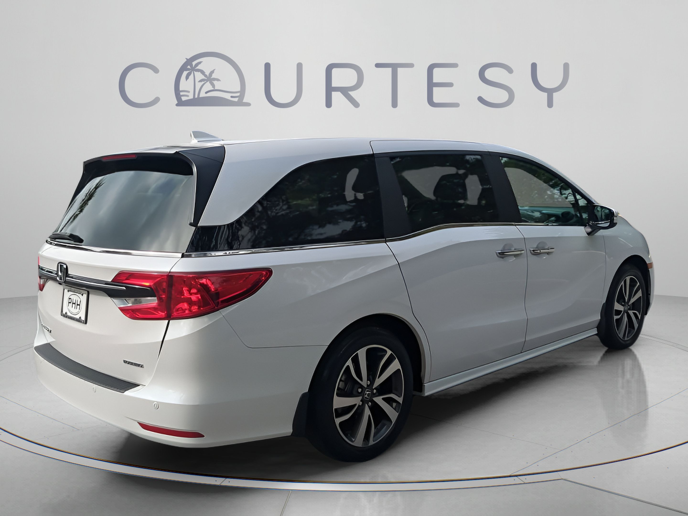 Used 2024 Honda Odyssey Touring image 7