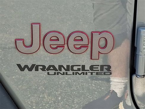Used 2021 Jeep Wrangler Unlimited Rubicon image 30