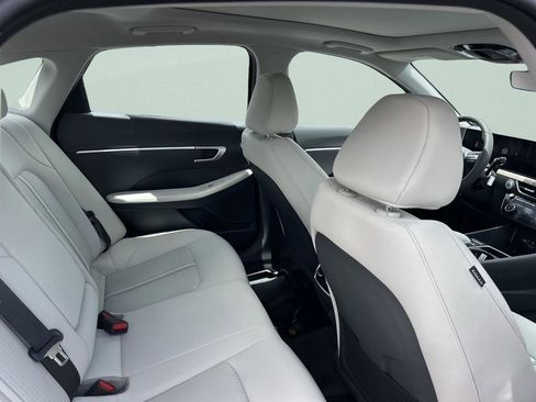 New 2026 Hyundai Sonata SEL FWD image 19