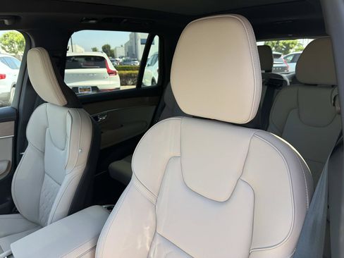 New 2026 Volvo XC90 B6 Plus AWD/4WD image 15
