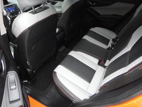 Used 2019 Subaru Crosstrek 2.0i Limited w/ Moonroof Package AWD/4WD image 12