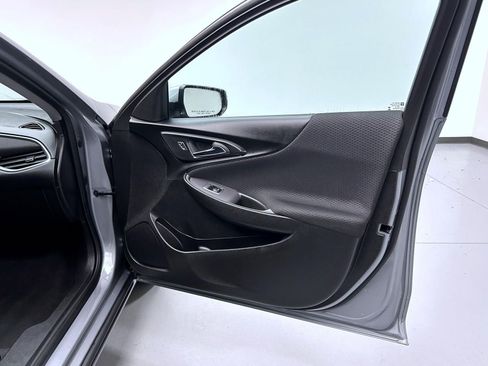 Used 2023 Chevrolet Malibu LT image 16