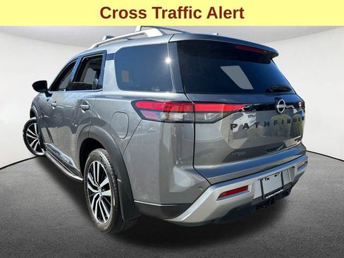 Used 2023 Nissan Pathfinder Platinum w/ Lighting Package (N93) image 10