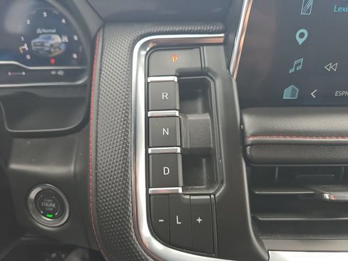 Used 2024 Chevrolet Tahoe RST w/ Luxury Package AWD/4WD image 39