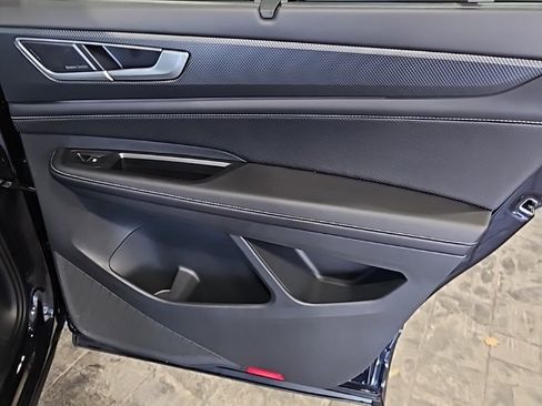 New 2026 Volkswagen Atlas Cross Sport SEL Premium R-Line image 15