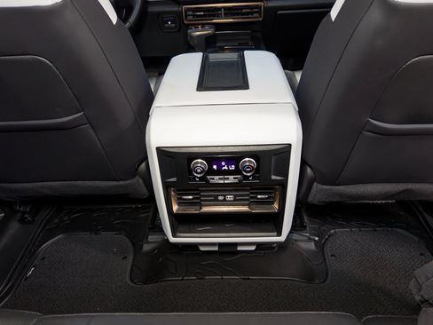 Used 2025 GMC Hummer EV 3X AWD/4WD image 47