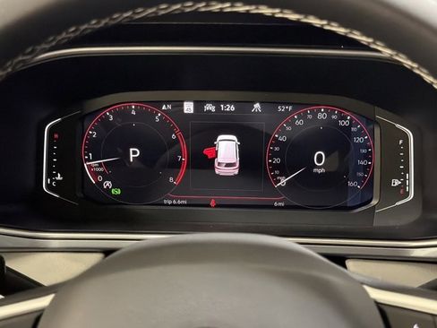 New 2026 Volkswagen Taos SEL image 28