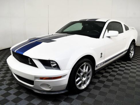 Used 2007 Ford Mustang Shelby GT500 image 2