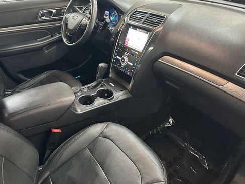 Used 2018 Ford Explorer Sport w/ Equipment Group 401A image 20