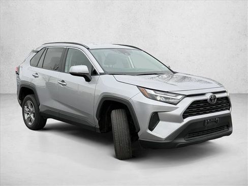 Used 2024 Toyota RAV4 XLE image 3