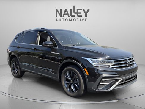 Used 2023 Volkswagen Tiguan SE image 14
