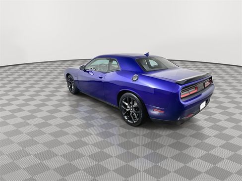Used 2022 Dodge Challenger R/T w/ Plus Package image 6