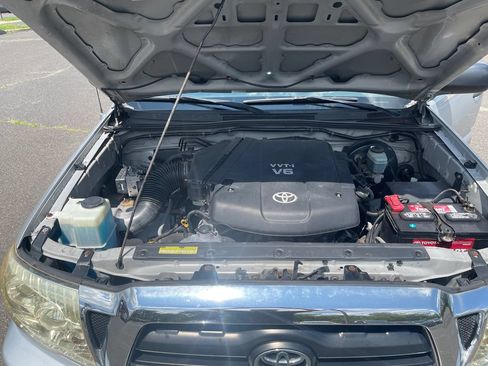 Used 2008 Toyota Tacoma PreRunner RWD image 8