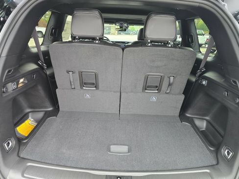 New 2025 Jeep Grand Cherokee L Altitude AWD/4WD image 14