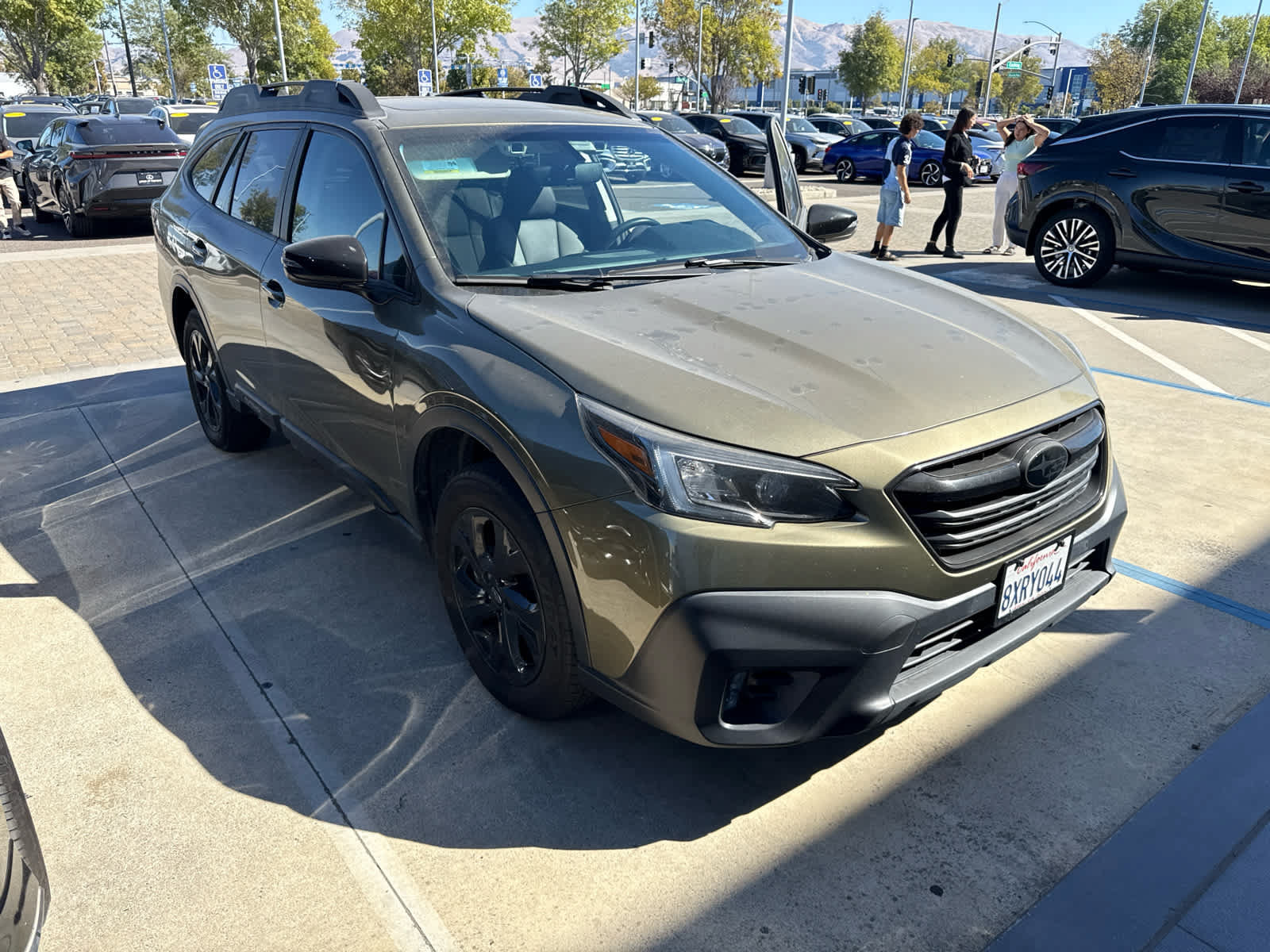 Used 2022 Subaru Outback Onyx Edition XT AWD/4WD image 2