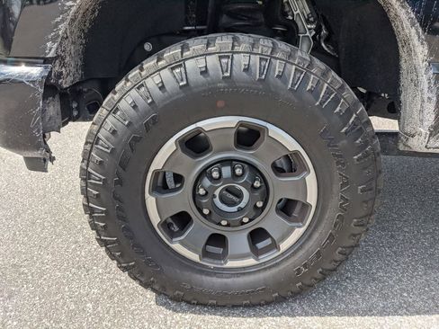 Used 2024 Ford F250 Platinum w/ Tremor Off-Road Package image 37