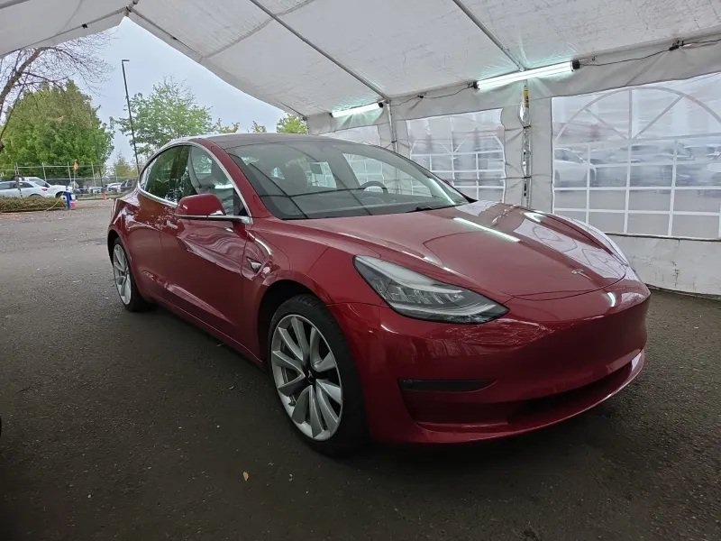Used 2018 Tesla Model 3 Performance AWD/4WD image 2
