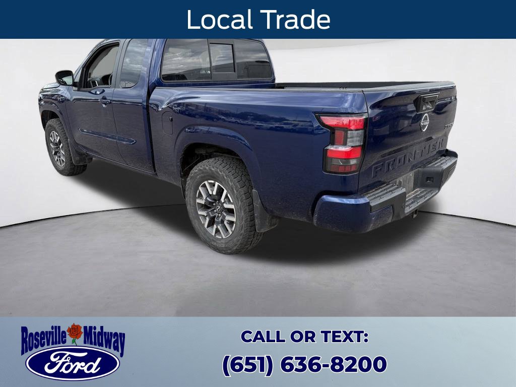 Used 2022 Nissan Frontier SV AWD/4WD image 2