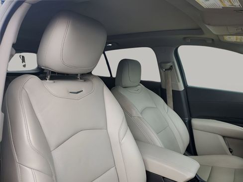 Used 2019 Cadillac XT4 Premium Luxury image 15