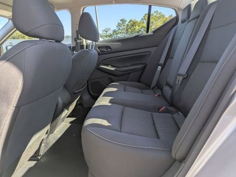 Used 2023 Nissan Altima 2.5 SV image 13